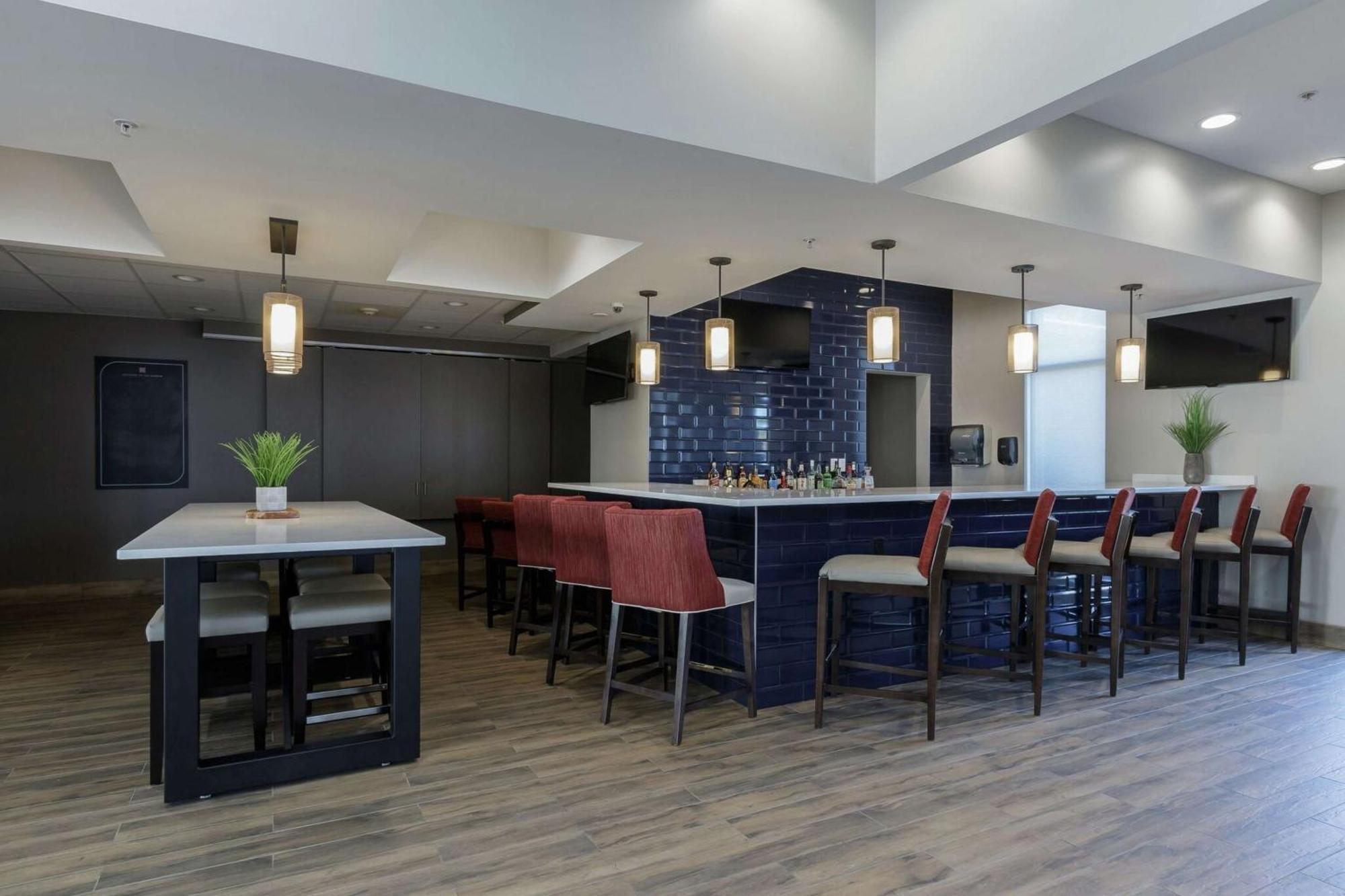 Hilton Garden Inn אלקהארט מראה חיצוני תמונה