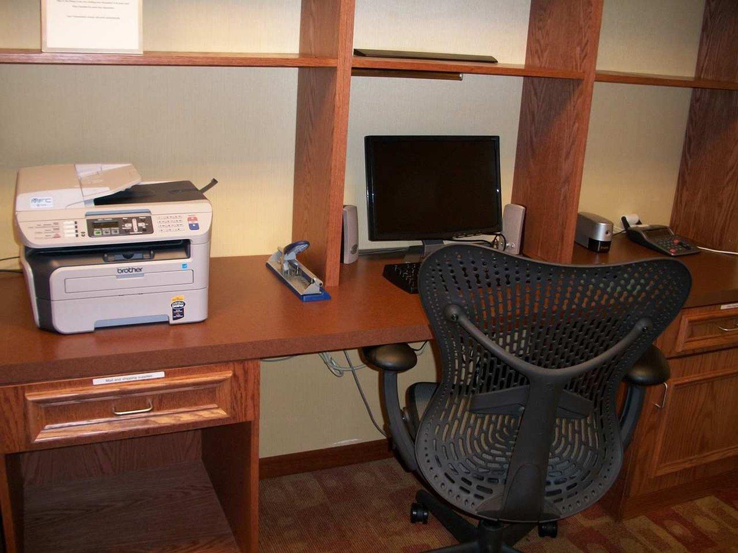 Hilton Garden Inn אלקהארט מראה חיצוני תמונה