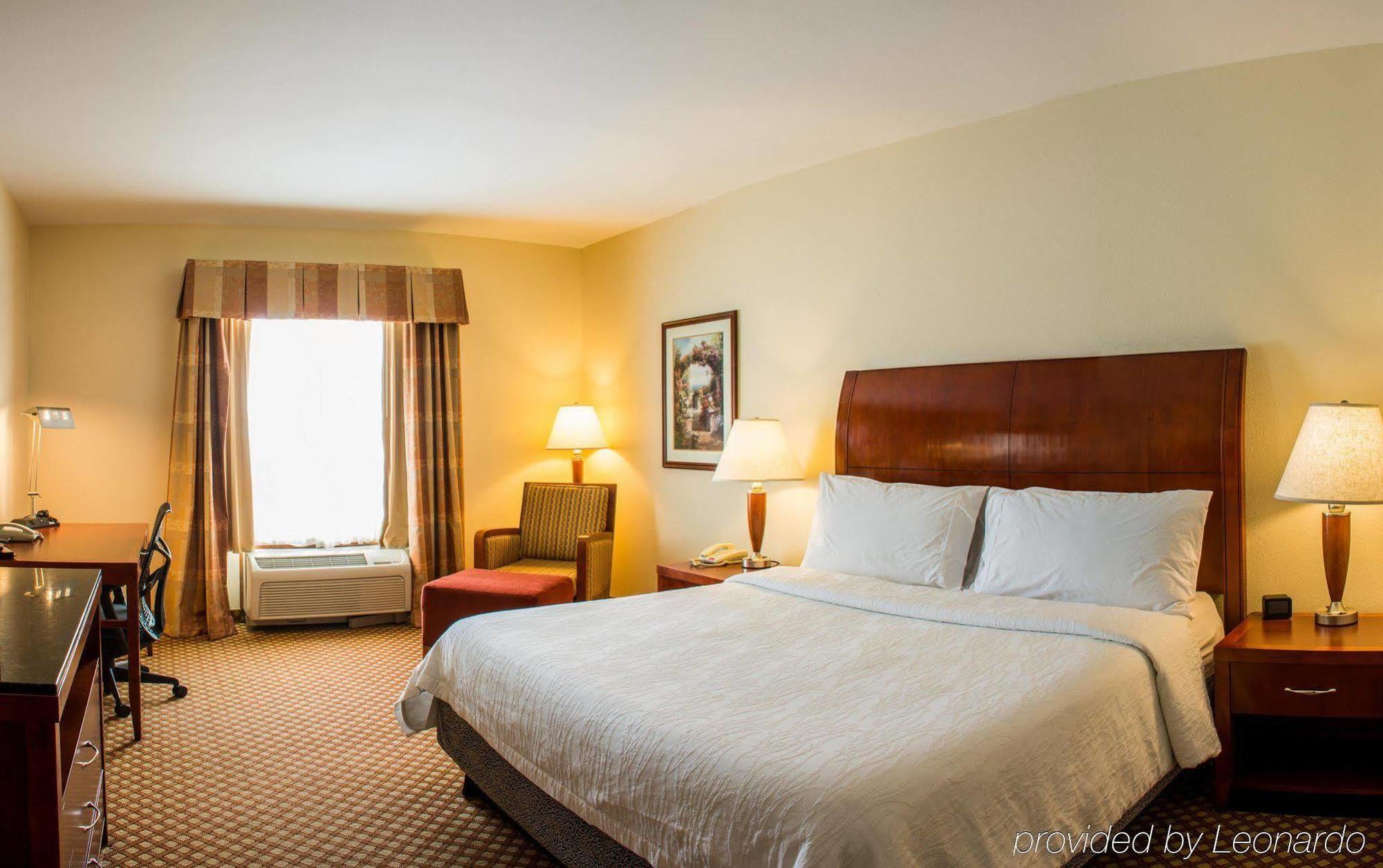 Hilton Garden Inn אלקהארט מראה חיצוני תמונה